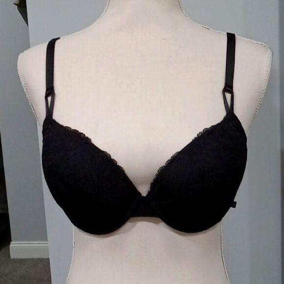 Victoria's Secret sexy tee lightly line demi bra with underwire size 36C - Picture 3 of 5